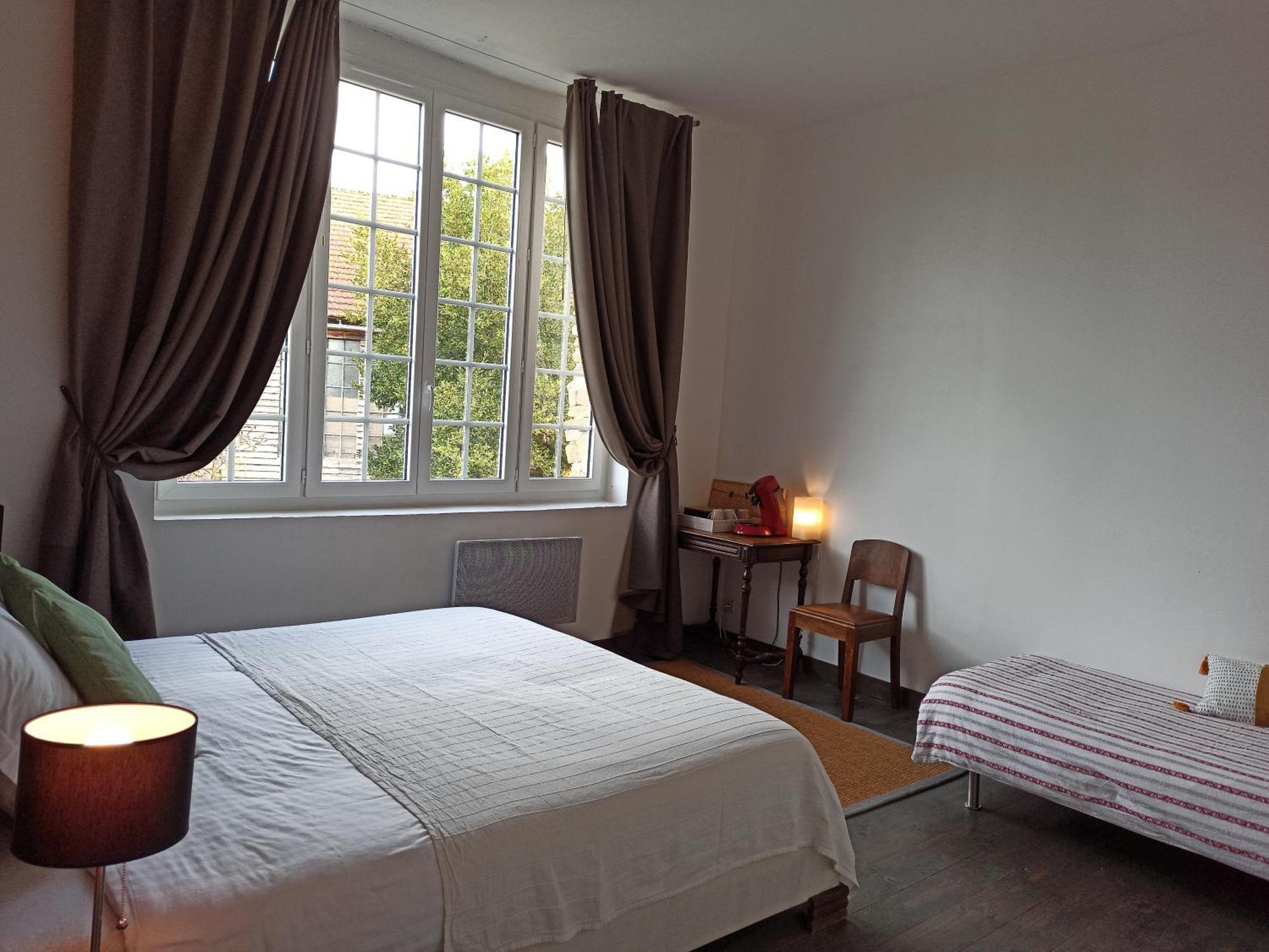 LéranLe Dinanga住宿加早餐旅馆 外观 照片