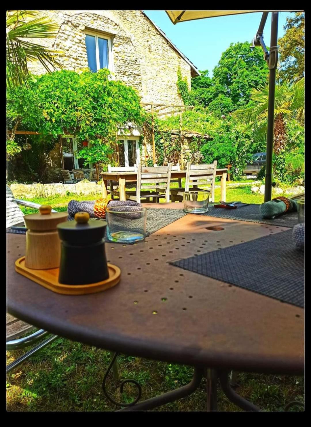 LéranLe Dinanga住宿加早餐旅馆 外观 照片